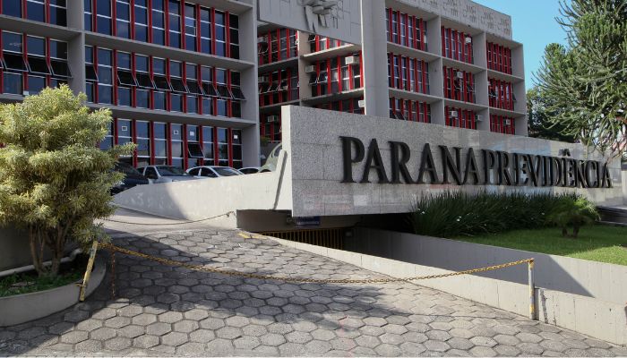  Paranaprevidência publica edital de concurso para cargos de nível técnico e superior